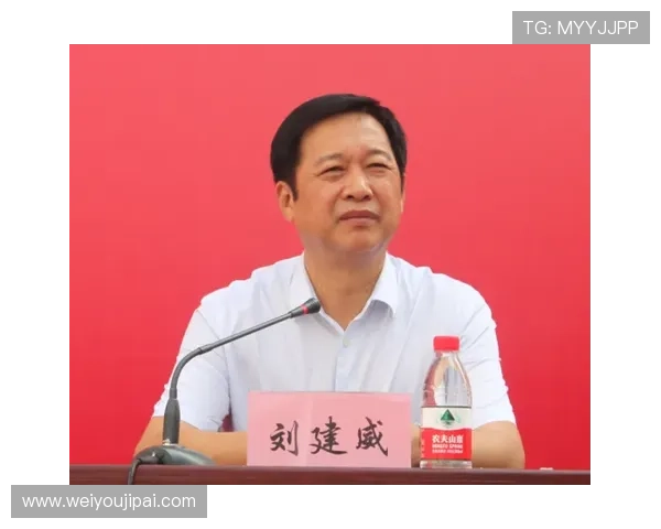 对话黄伟：探索和平精英职业生涯的成长与挑战
