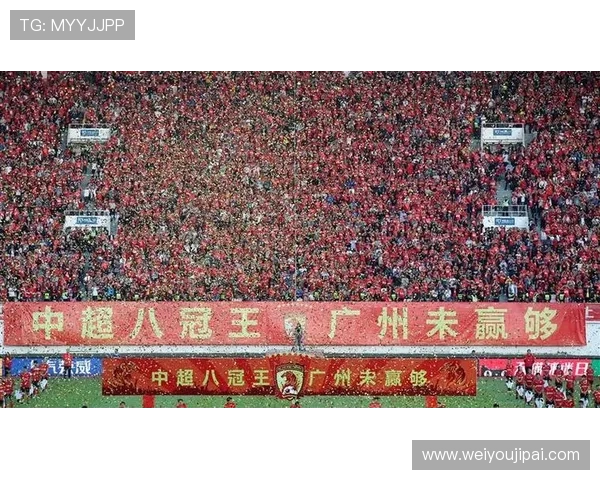 广州足球队在最新足球状态排行榜中荣登第六名展现出强劲实力与潜力