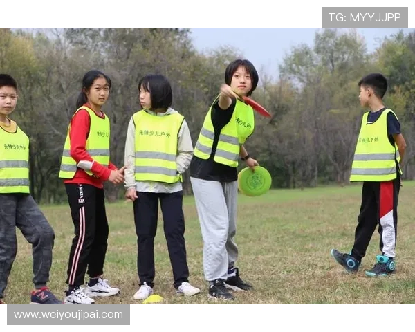 成都飞盘队的逆袭之旅:从默默无闻到全国瞩目的飞盘传奇 成都飞盘队的逆袭之旅:从默默无闻到全国瞩目的飞盘传奇